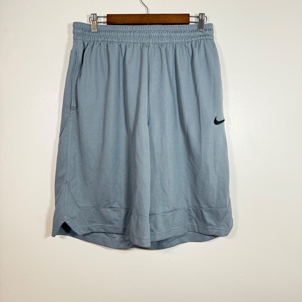 NWT Nike Dri-FIT Basketball Lightweight Athletic Shorts Size Large Grey